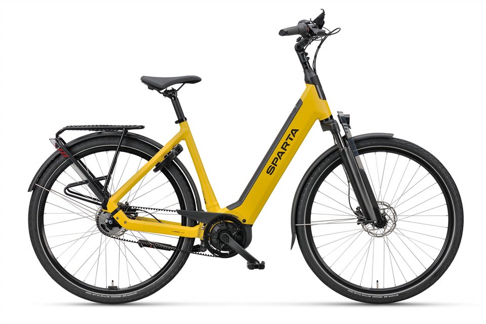 De SPARTA d-RULE is gemaakt voor fietsers die net dat beetje extra power willen tijdens hun woon-werkverkeer. Met de krachtige Bosch Performance Line-middenmotor en onderhoudsarme riemaandrijving.